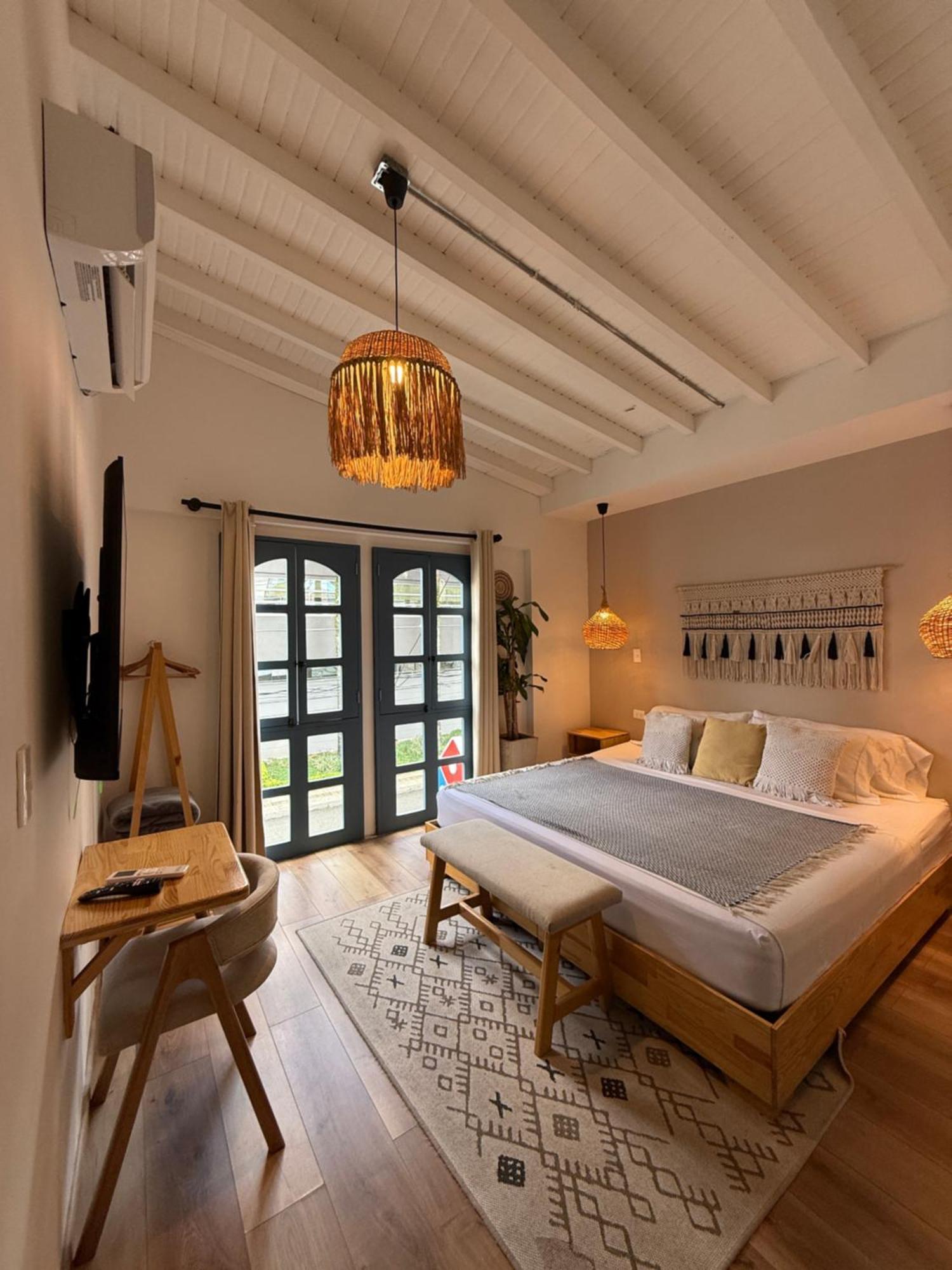 Poblado Luum Boutique Hotel メデジン エクステリア 写真